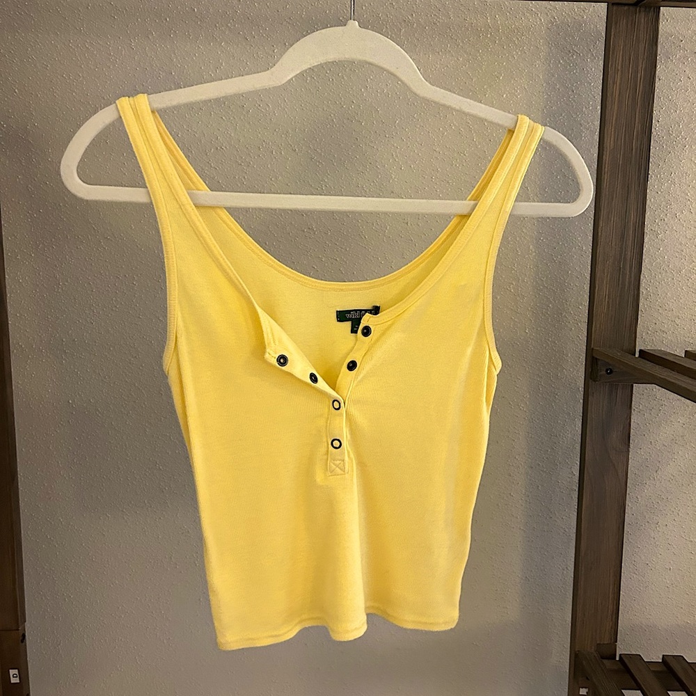 WILD FABLE SMALL BRIGHT YELLOW BUTTON UP TANK